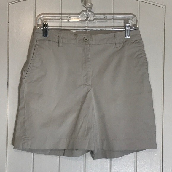 Kim Rogers Khaki Shorts - Picture 2 of 10